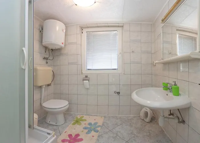 By The Sea - 11161 公寓 *